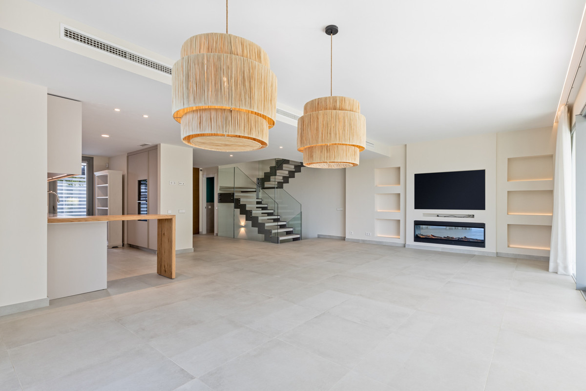 Huis te koop in San Pedro de Alcántara | 4 slaapkamers H5338294