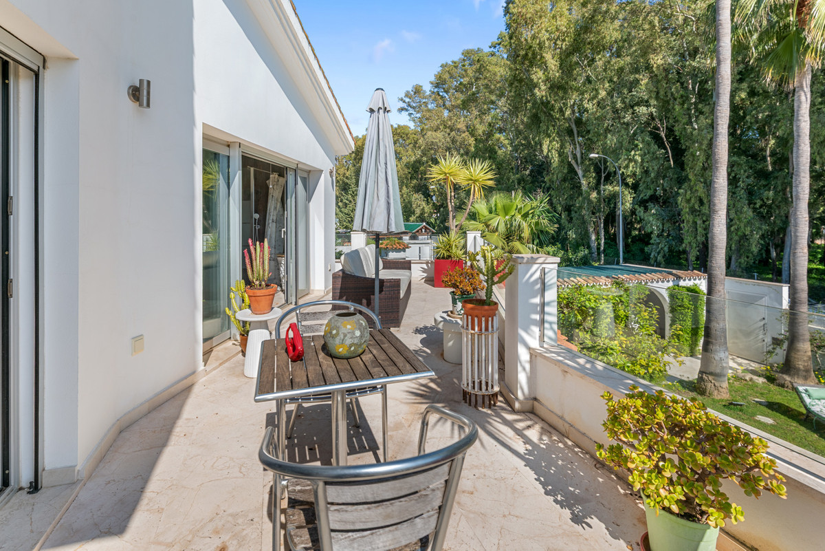 Huis te koop in San Pedro de Alcántara | 5 slaapkamers H5348251