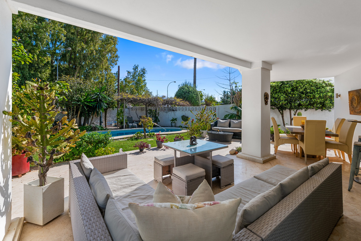 Huis te koop in San Pedro de Alcántara | 5 slaapkamers H5348251