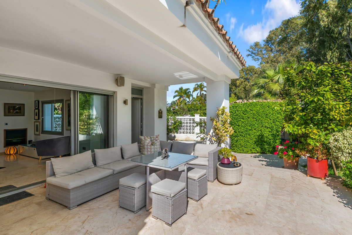 Huis te koop in San Pedro de Alcántara | 5 slaapkamers H5348251