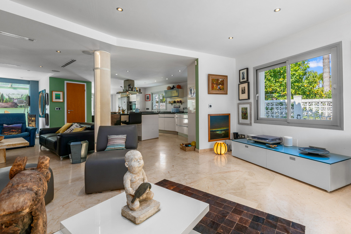 Huis te koop in San Pedro de Alcántara | 5 slaapkamers H5348251