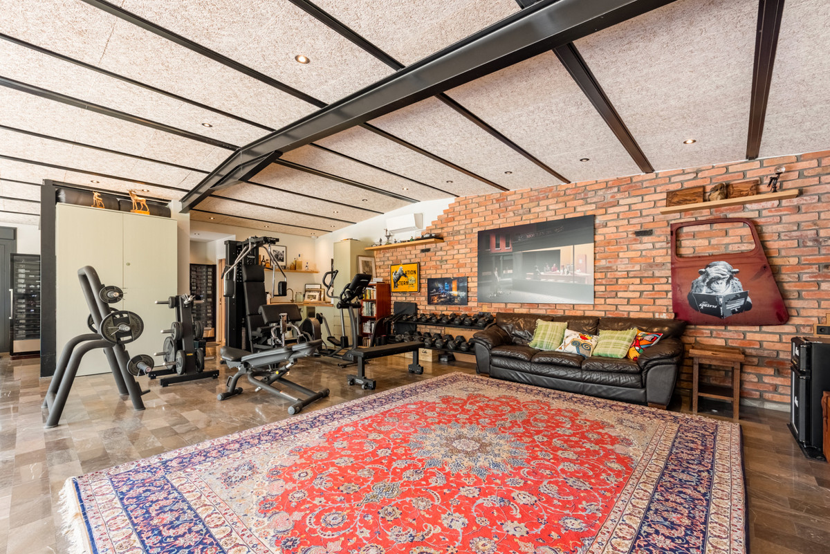 Huis te koop in San Pedro de Alcántara | 4 slaapkamers H5348671