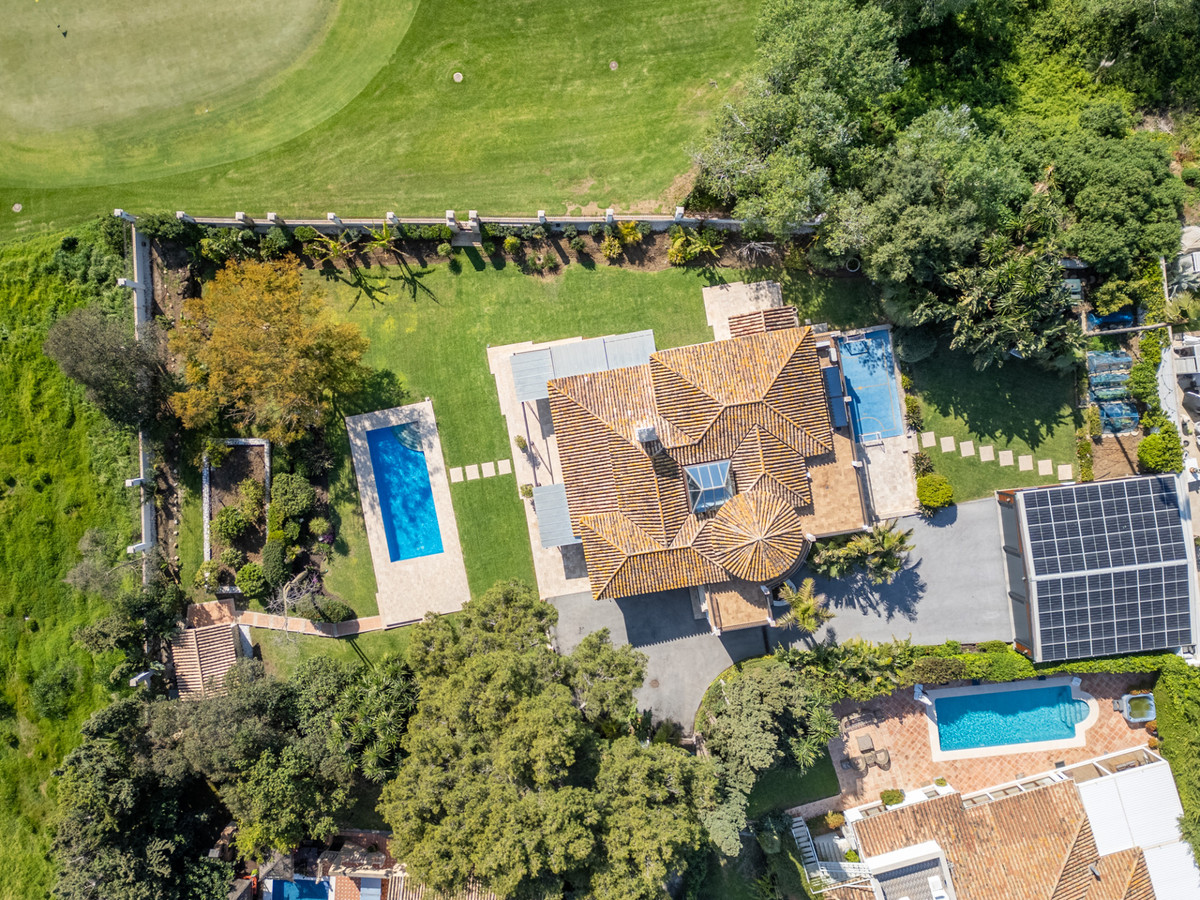 Huis te koop in San Pedro de Alcántara | 4 slaapkamers H5348671