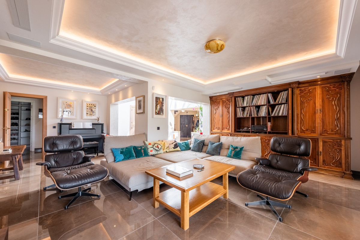 Huis te koop in San Pedro de Alcántara | 4 slaapkamers H5348671