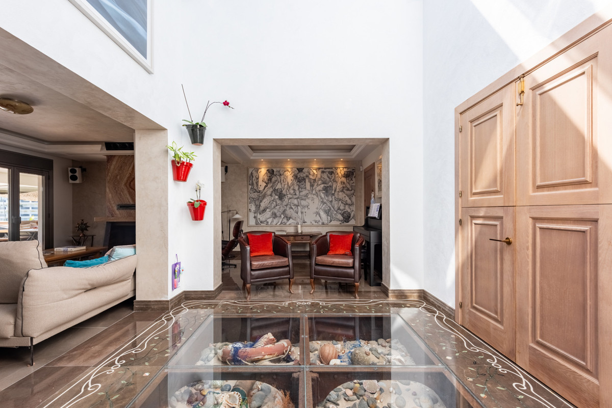 Huis te koop in San Pedro de Alcántara | 4 slaapkamers H5348671