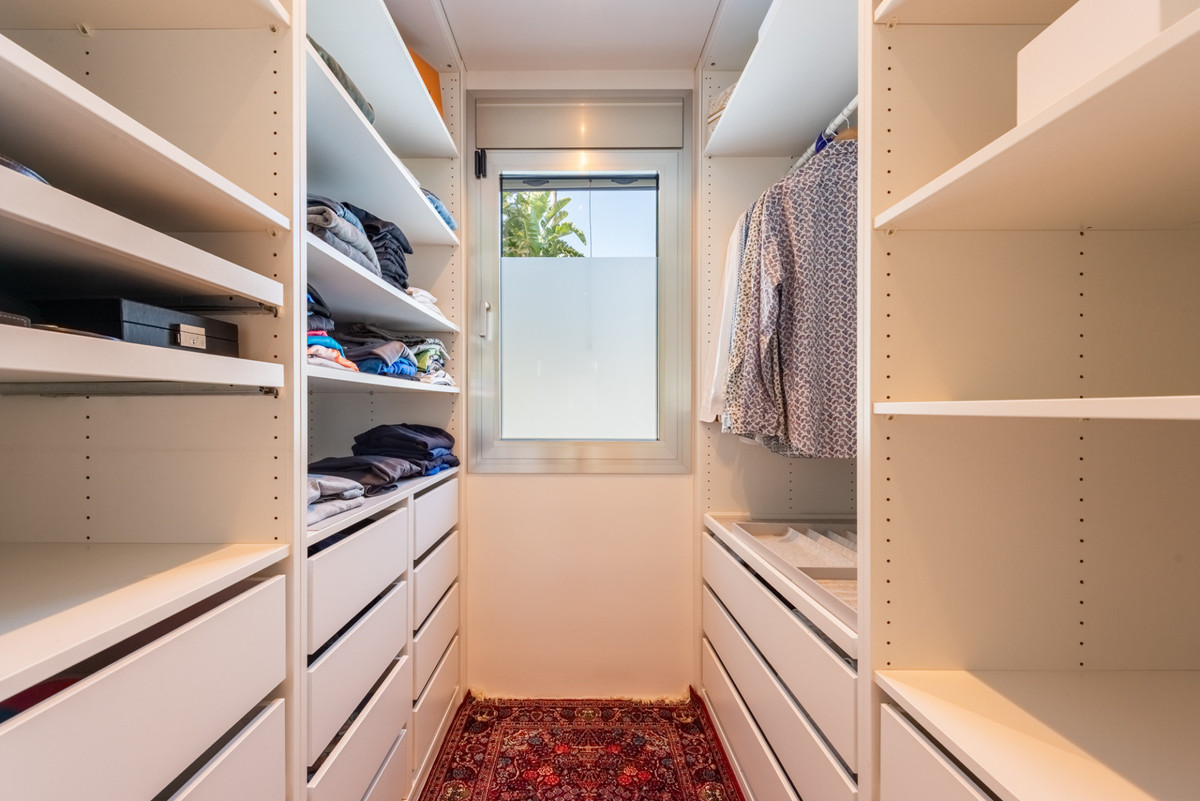 Huis te koop in San Pedro de Alcántara | 4 slaapkamers H5348671