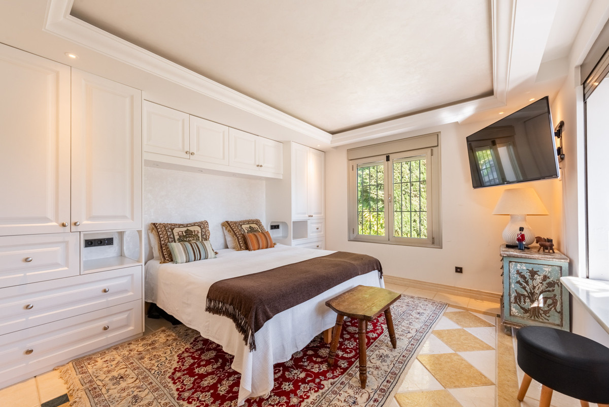 Huis te koop in San Pedro de Alcántara | 4 slaapkamers H5348671