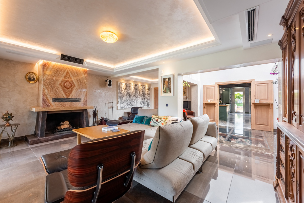 Huis te koop in San Pedro de Alcántara | 4 slaapkamers H5348671