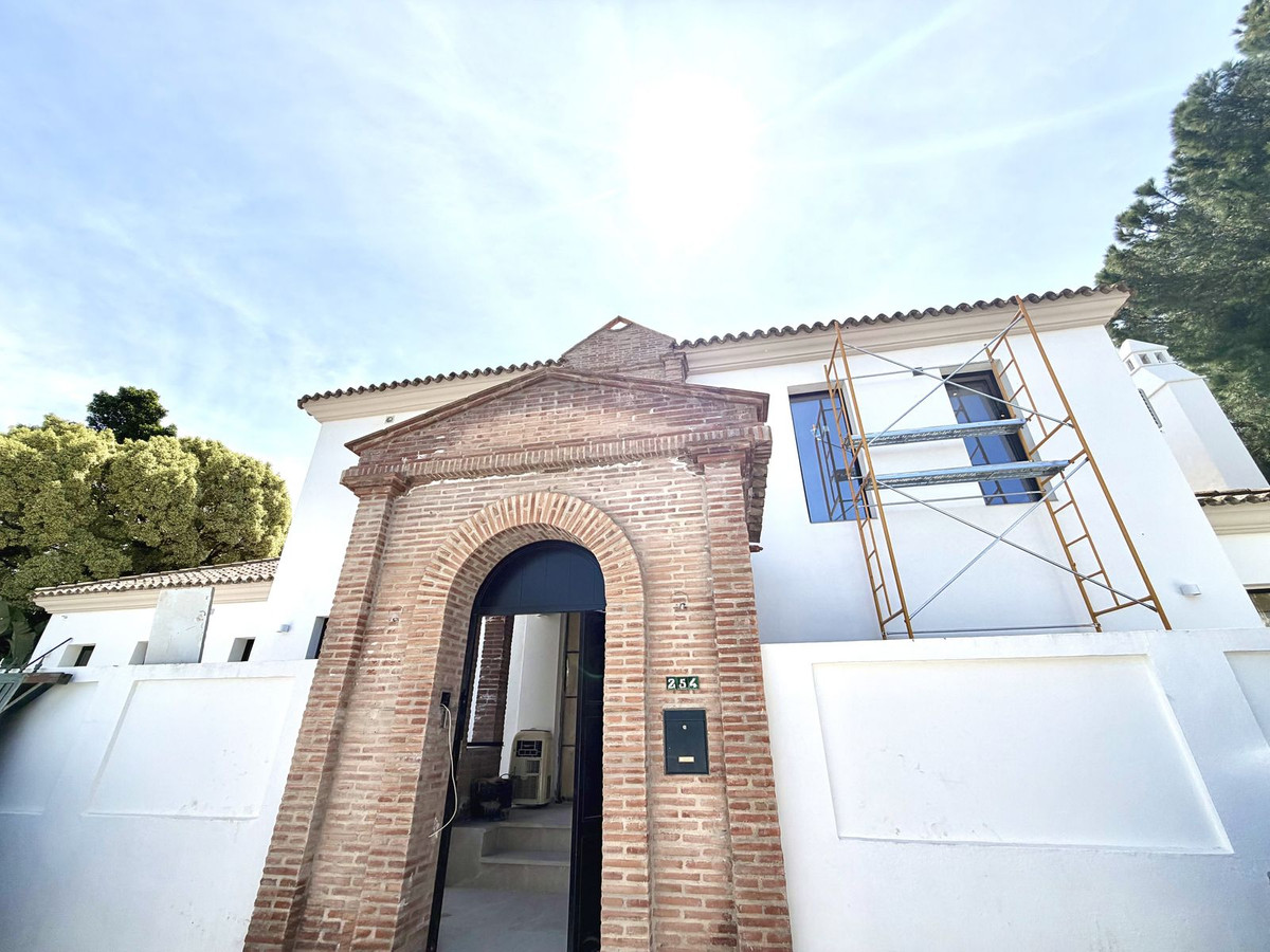 Huis te koop in San Pedro de Alcántara | 5 slaapkamers H5357623