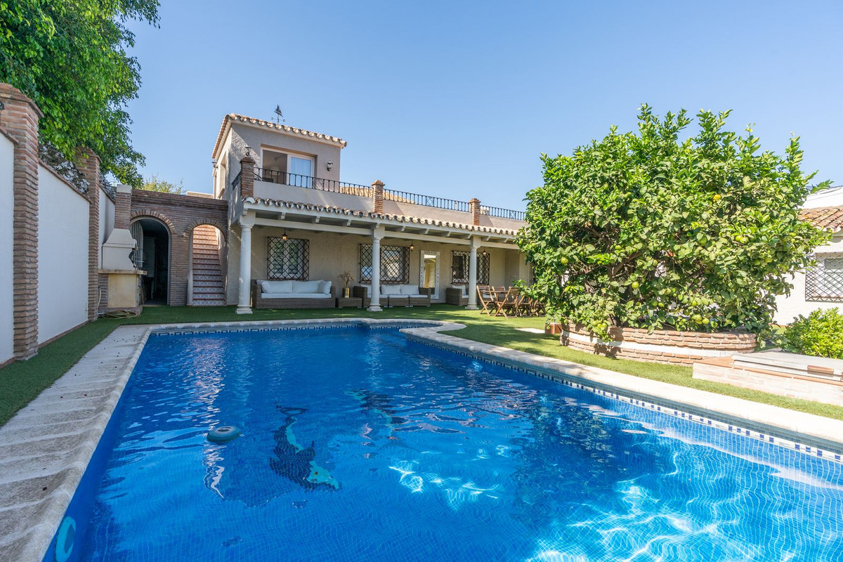Huis te koop in San Pedro de Alcántara | 5 slaapkamers H5357644
