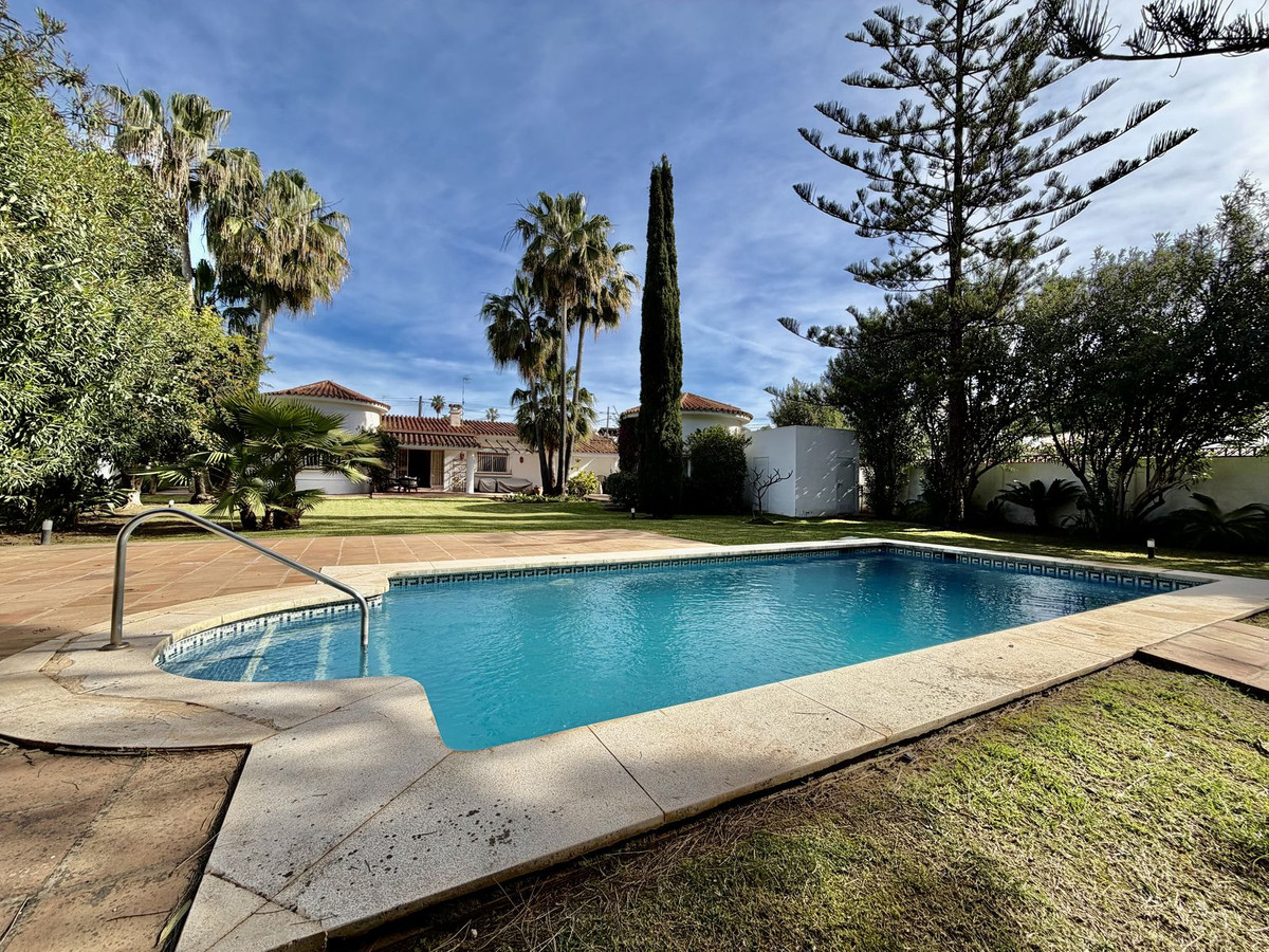 Huis te koop in San Pedro de Alcántara | 5 slaapkamers H5360440