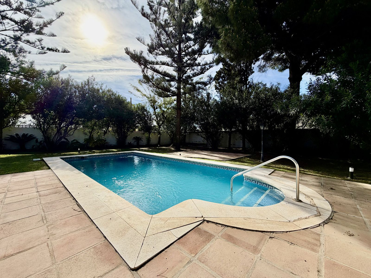 Huis te koop in San Pedro de Alcántara | 5 slaapkamers H5360440