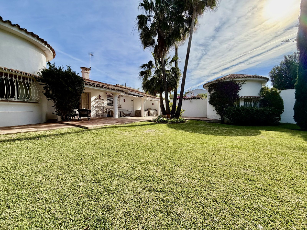 Huis te koop in San Pedro de Alcántara | 5 slaapkamers H5360440