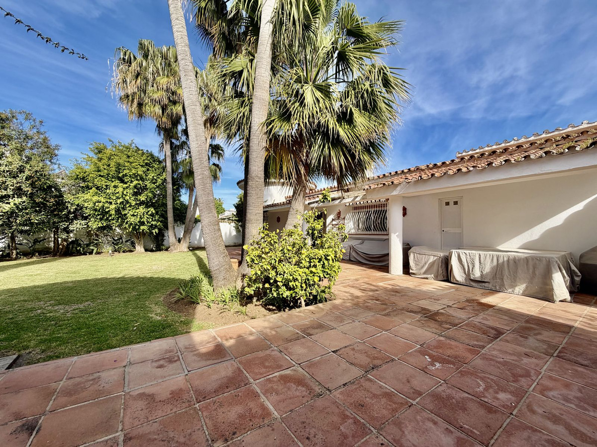 Huis te koop in San Pedro de Alcántara | 5 slaapkamers H5360440