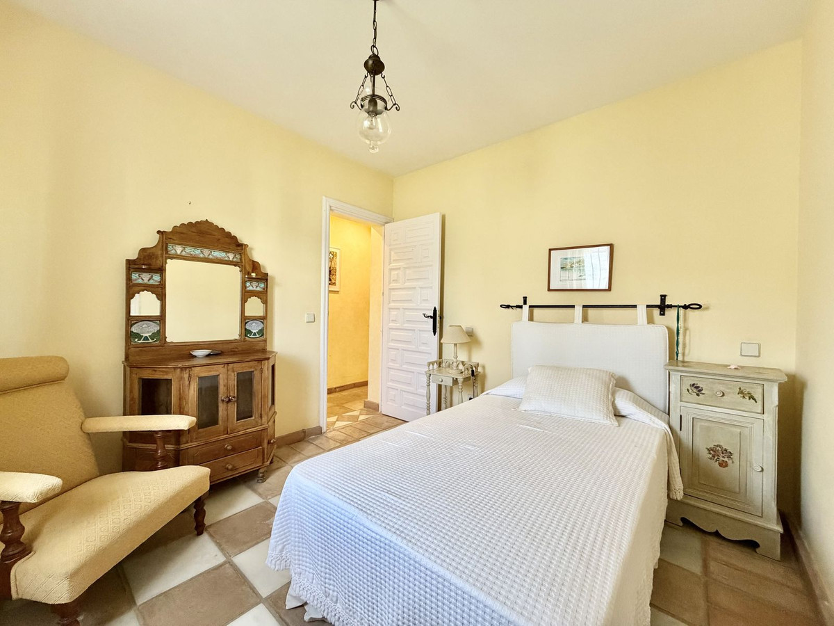 Huis te koop in San Pedro de Alcántara | 5 slaapkamers H5360440