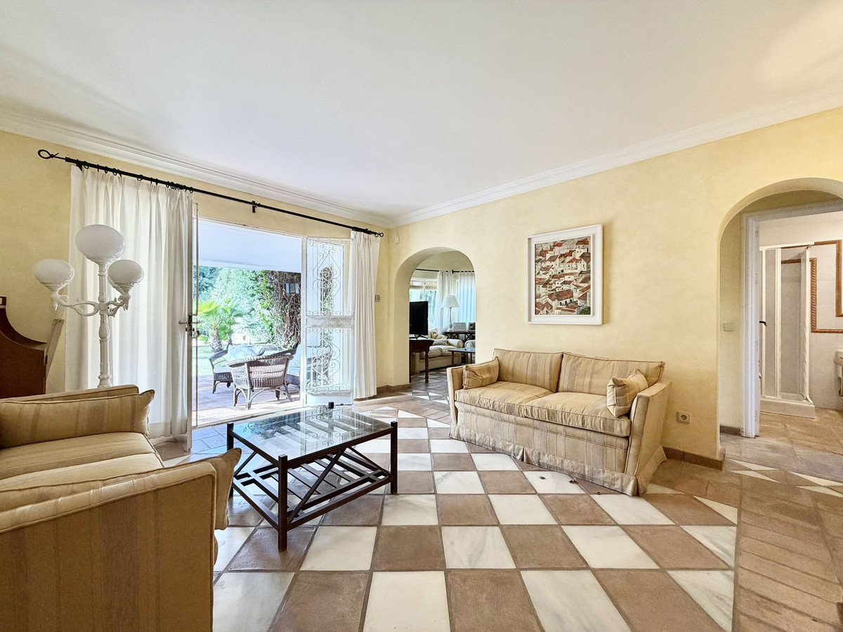 Huis te koop in San Pedro de Alcántara | 5 slaapkamers H5360440