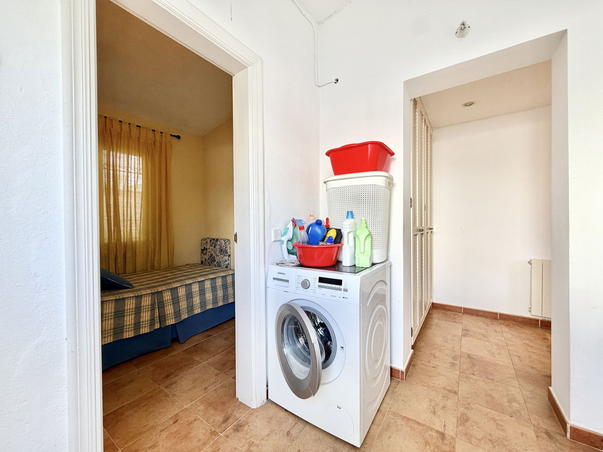 Huis te koop in San Pedro de Alcántara | 5 slaapkamers H5360440