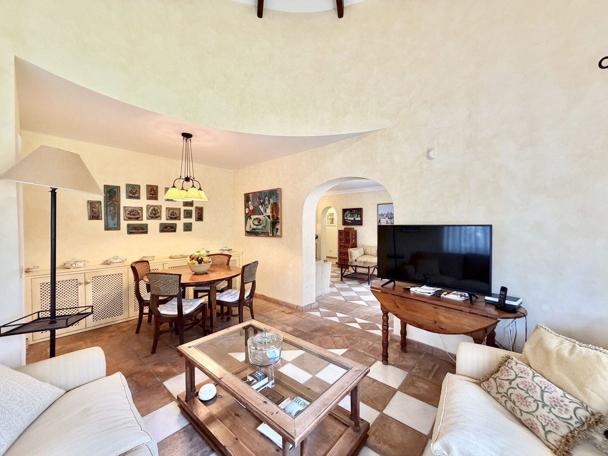 Huis te koop in San Pedro de Alcántara | 5 slaapkamers H5360440