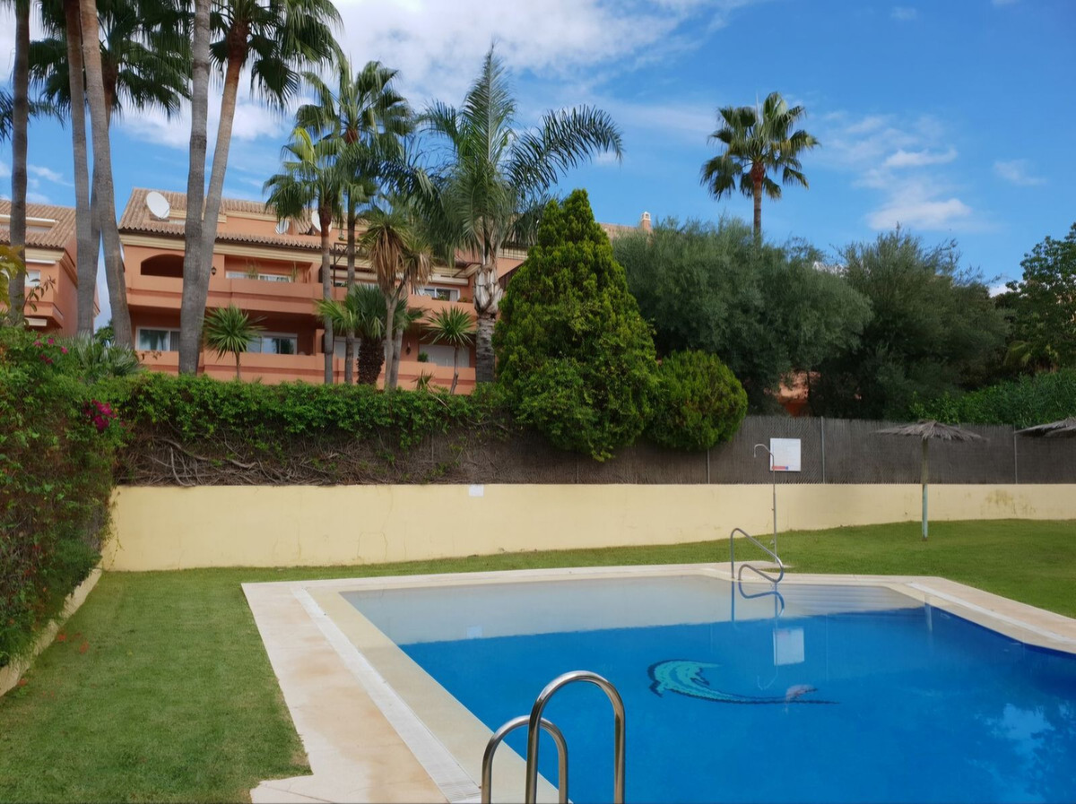 Huis te koop in San Pedro de Alcántara | 4 slaapkamers H5361259