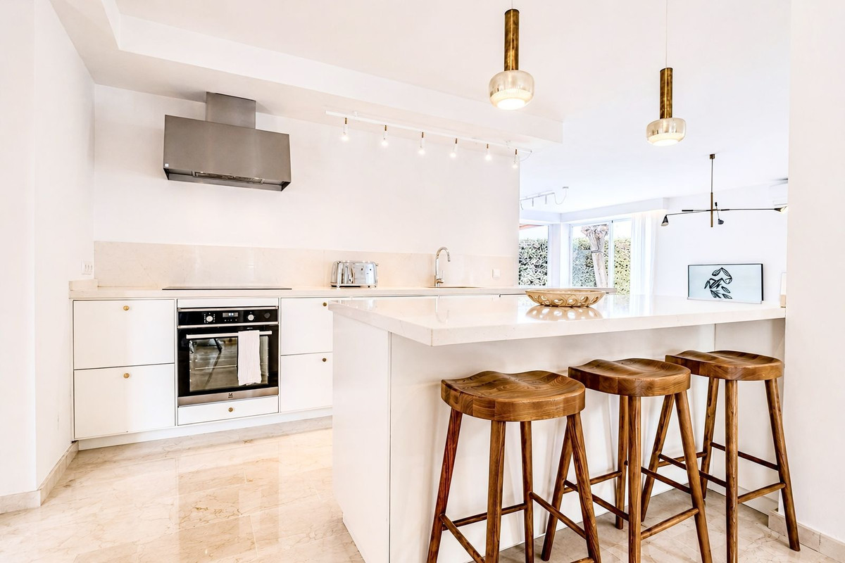 Huis te koop in San Pedro de Alcántara | 4 slaapkamers H5369233