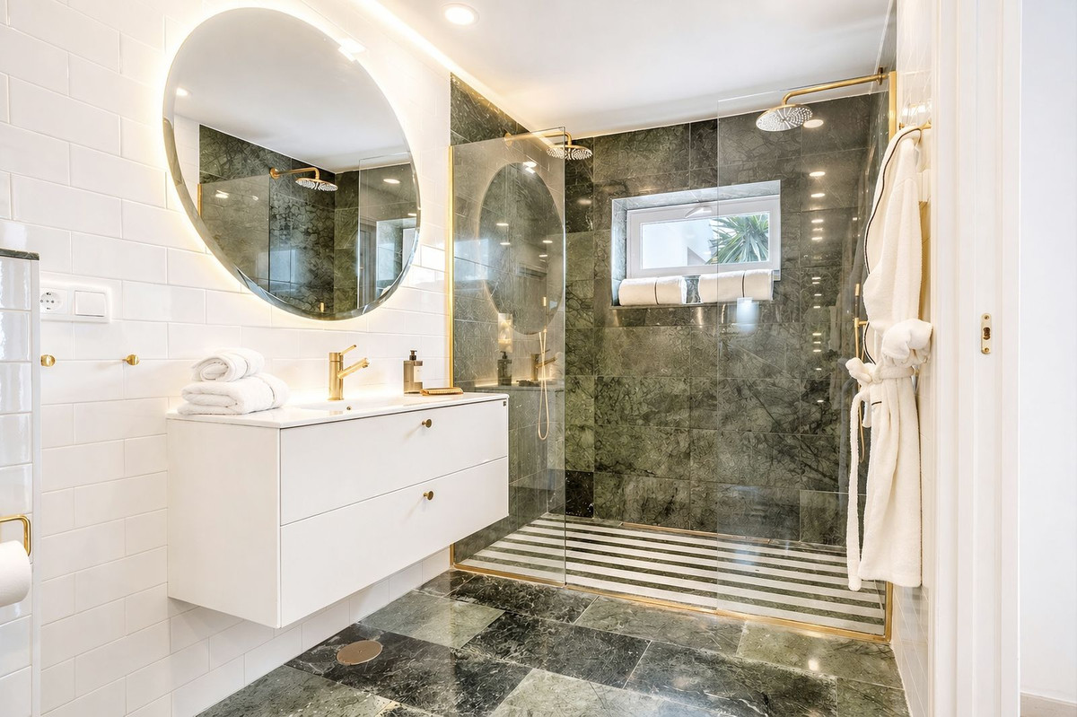 Huis te koop in San Pedro de Alcántara | 4 slaapkamers H5369233