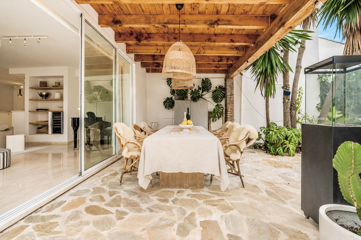 Huis te koop in San Pedro de Alcántara | 4 slaapkamers H5369233