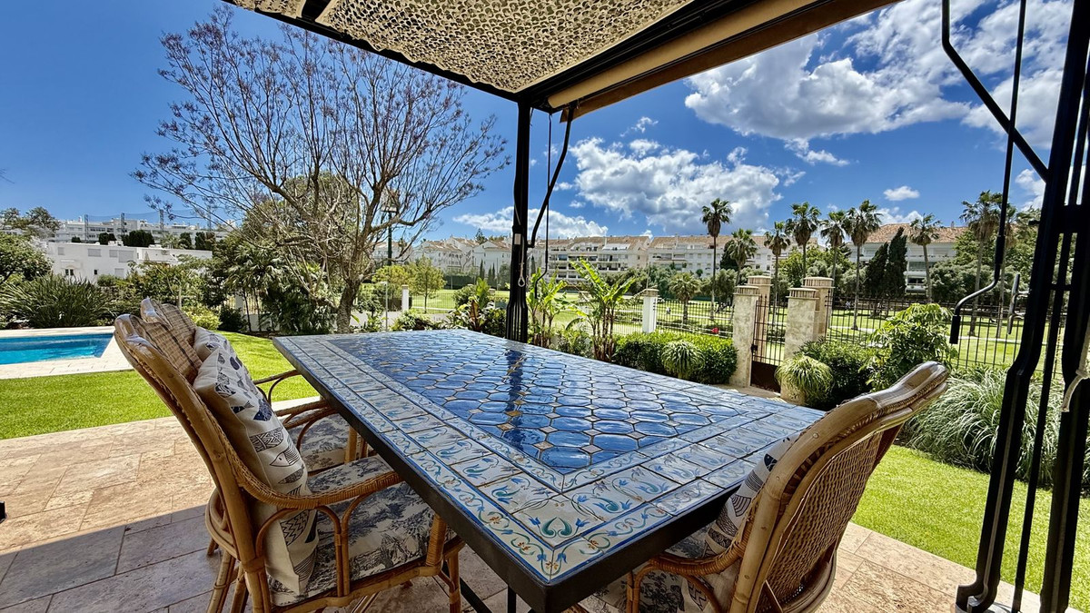 Huis te koop in San Pedro de Alcántara | 4 slaapkamers H5387881