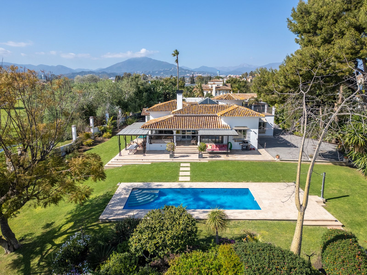 Huis te koop in San Pedro de Alcántara | 4 slaapkamers H5387881