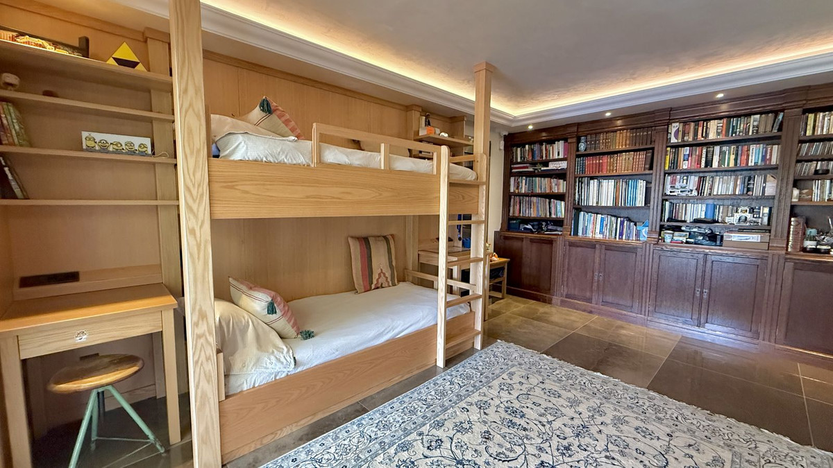 Huis te koop in San Pedro de Alcántara | 4 slaapkamers H5387881