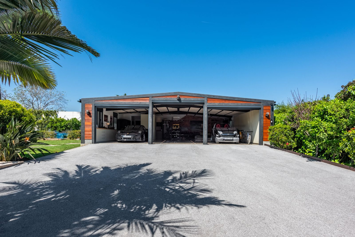 Huis te koop in San Pedro de Alcántara | 4 slaapkamers H5387881