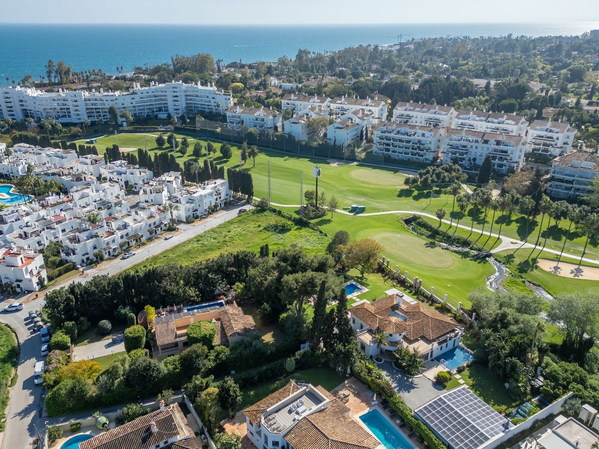 Huis te koop in San Pedro de Alcántara | 4 slaapkamers H5387881