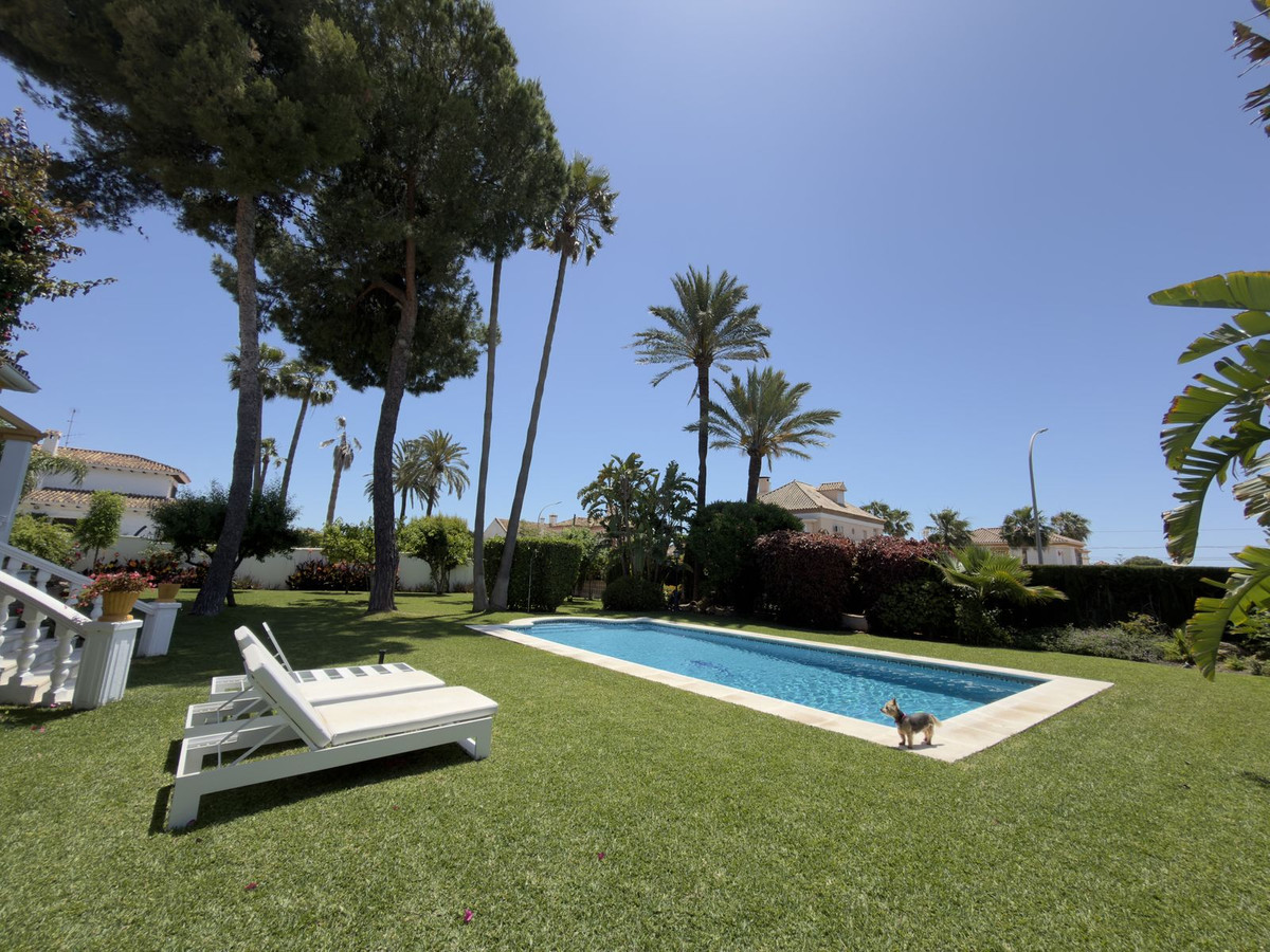 Huis te koop in San Pedro de Alcántara | 4 slaapkamers H5394949
