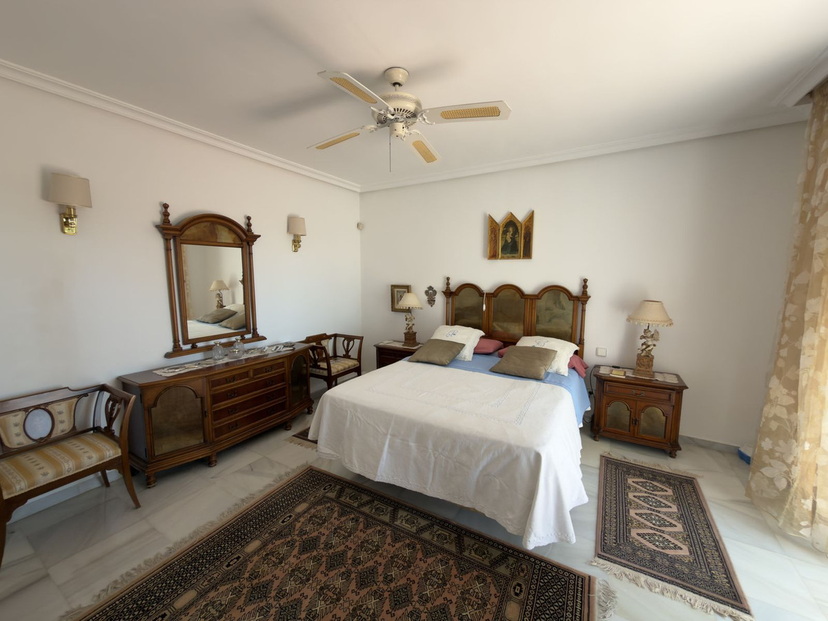 Huis te koop in San Pedro de Alcántara | 4 slaapkamers H5394949