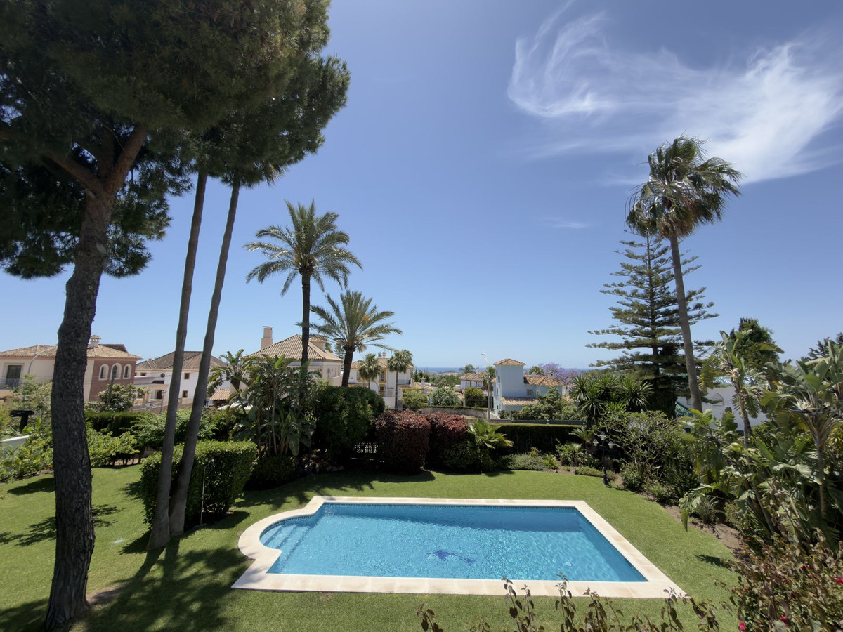 Huis te koop in San Pedro de Alcántara | 4 slaapkamers H5394949