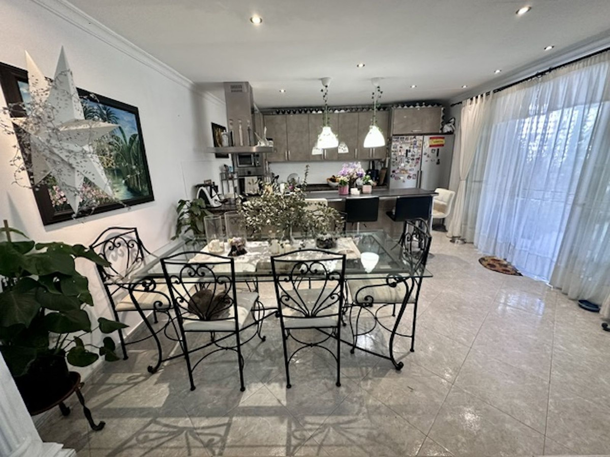 Huis te koop in San Pedro de Alcántara | 4 slaapkamers H5395669