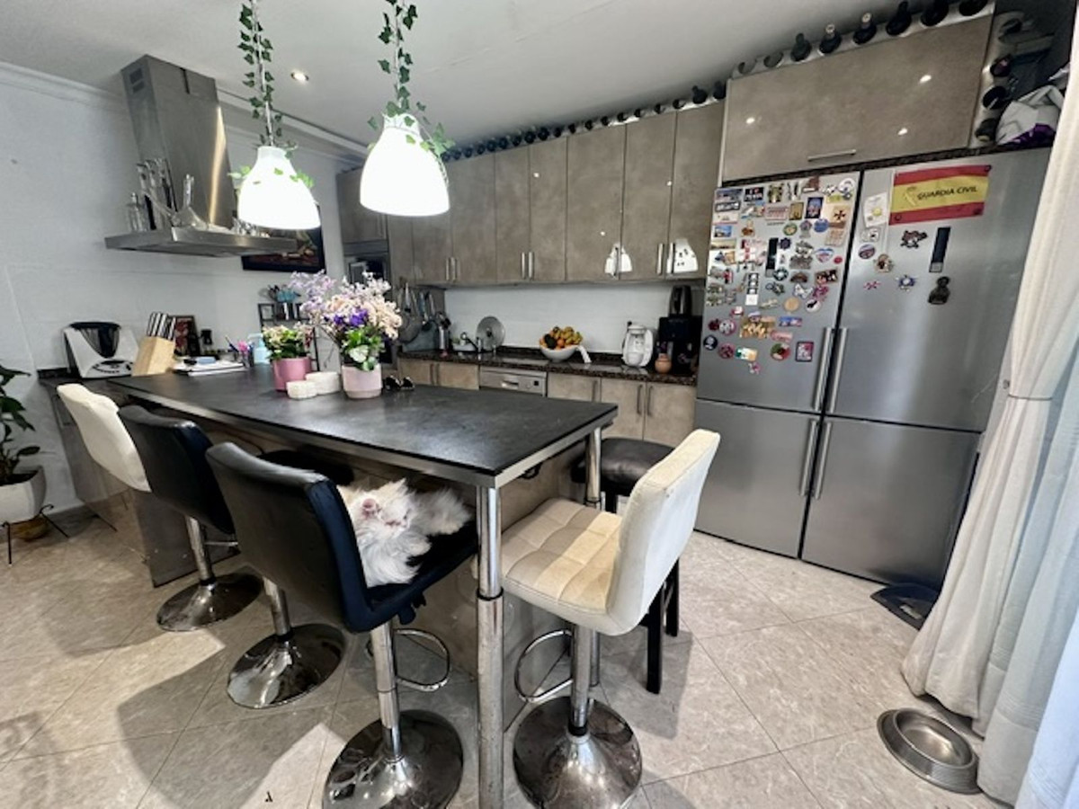 Huis te koop in San Pedro de Alcántara | 4 slaapkamers H5395669
