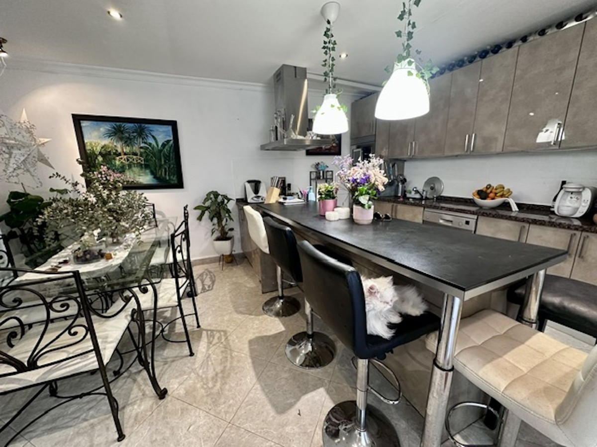 Huis te koop in San Pedro de Alcántara | 4 slaapkamers H5395669