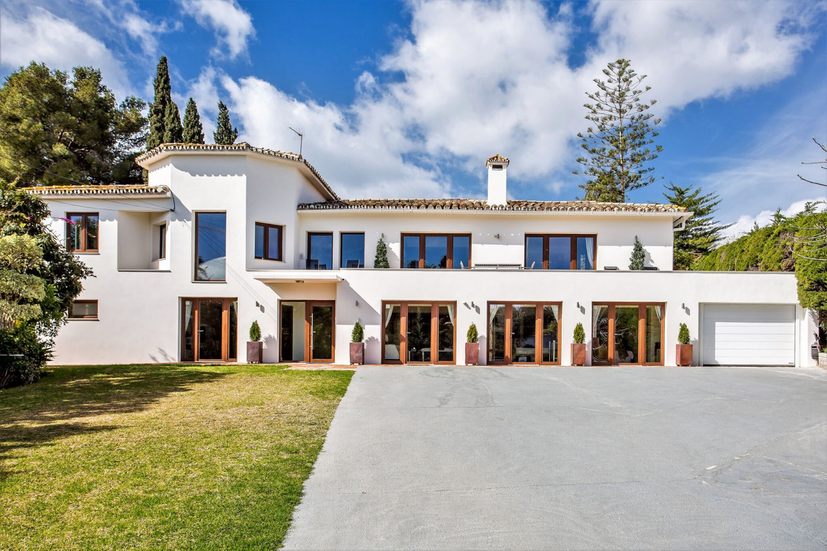 Huis te koop in San Pedro de Alcántara | 7 slaapkamers H5414920
