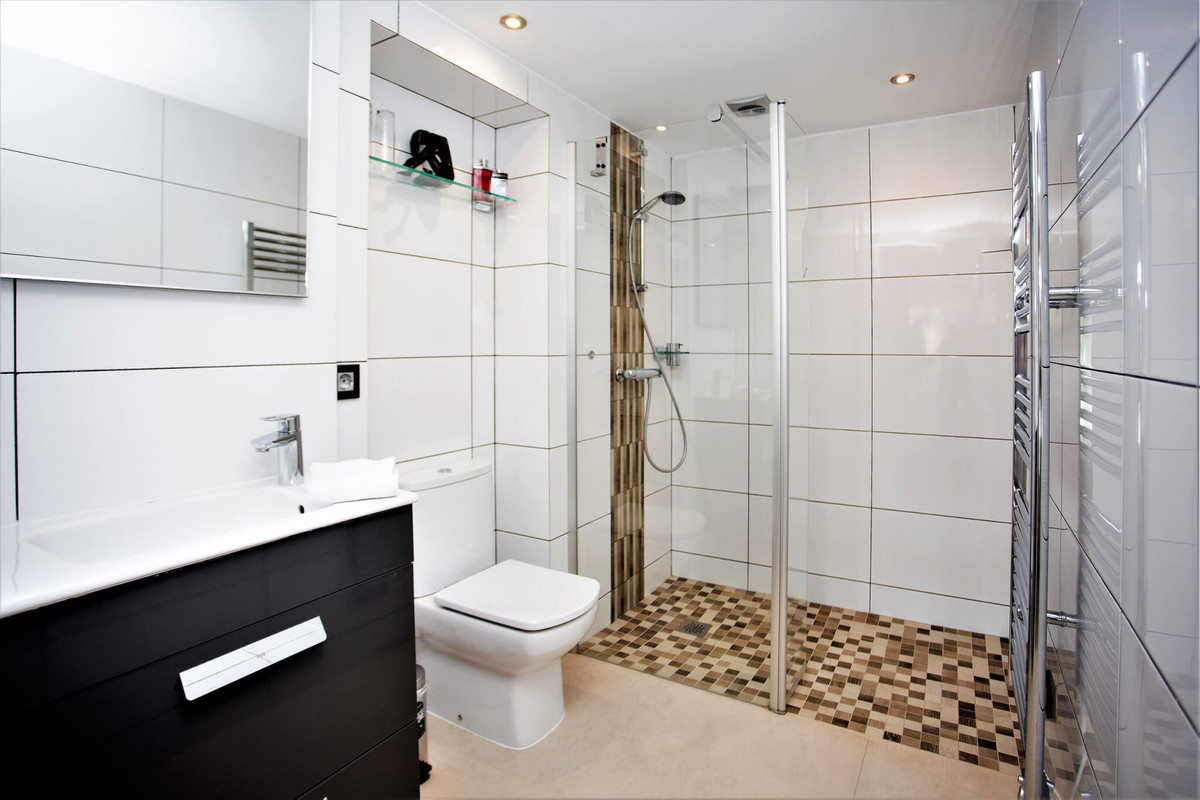 Huis te koop in San Pedro de Alcántara | 7 slaapkamers H5414920