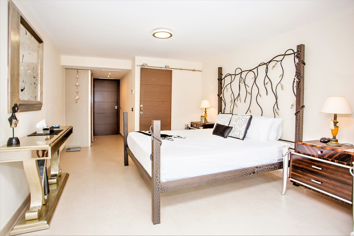 Huis te koop in San Pedro de Alcántara | 7 slaapkamers H5414920