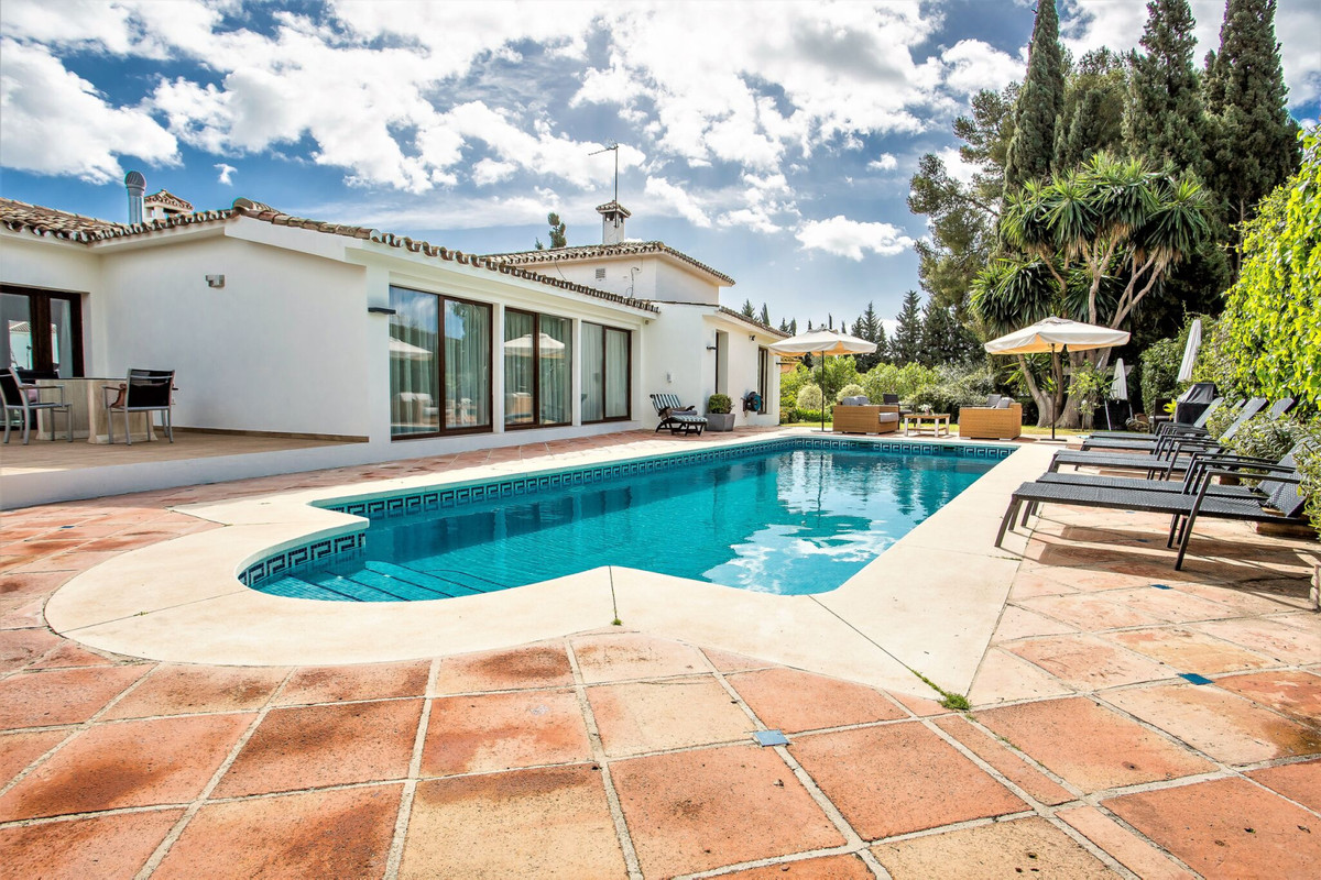 Huis te koop in San Pedro de Alcántara | 7 slaapkamers H5414920