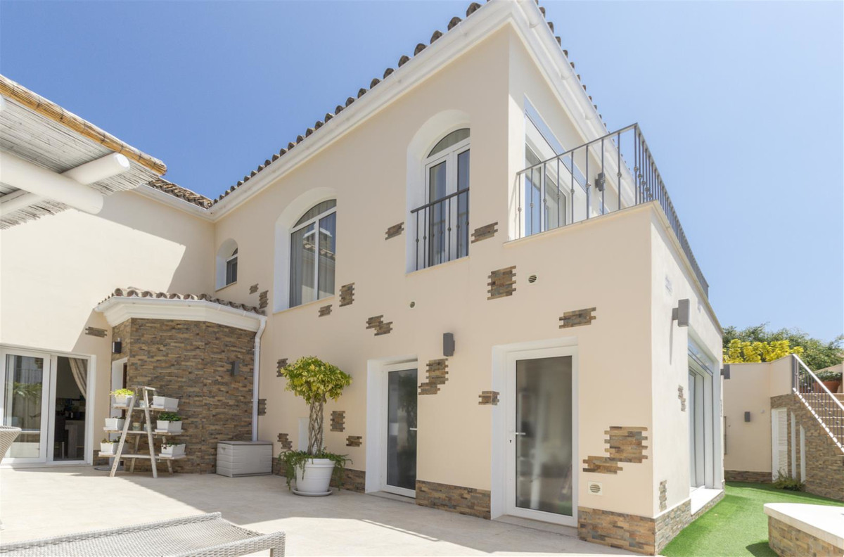 Huis te koop in San Pedro de Alcántara | 4 slaapkamers H5421202