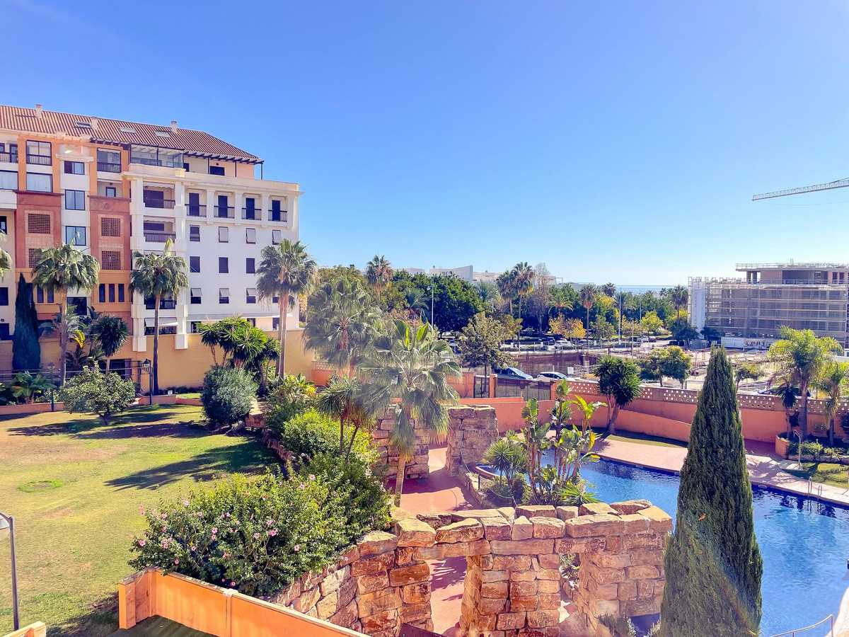 Appartement te koop in San Pedro de Alcántara | 3 slaapkamers H5424349