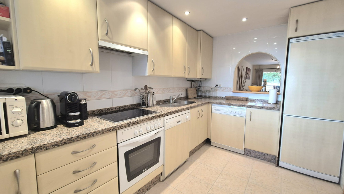 Huis te koop in San Pedro de Alcántara | 2 slaapkamers H5448670