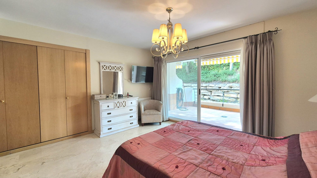 Huis te koop in San Pedro de Alcántara | 2 slaapkamers H5448670