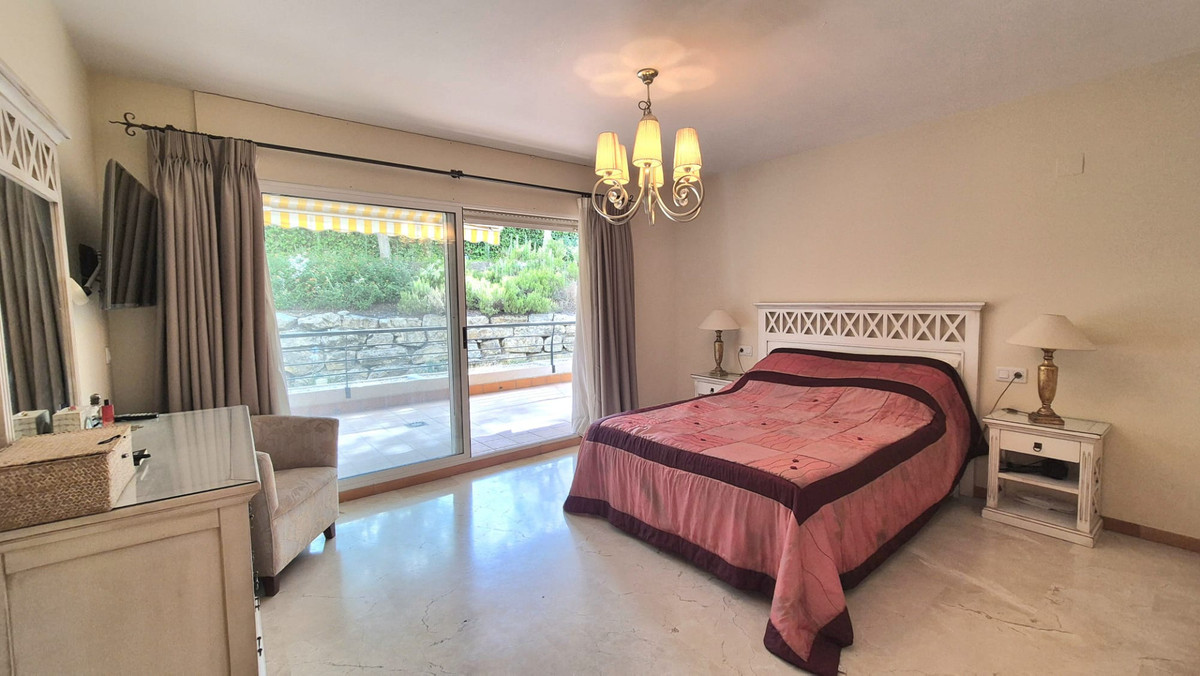 Huis te koop in San Pedro de Alcántara | 2 slaapkamers H5448670