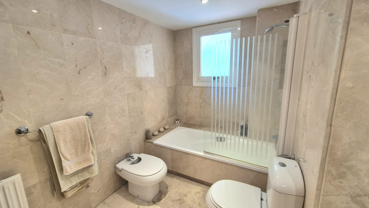 Huis te koop in San Pedro de Alcántara | 2 slaapkamers H5448670