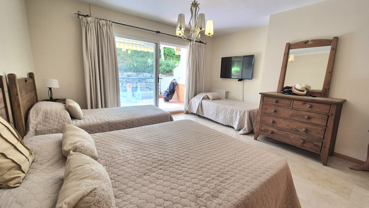 Huis te koop in San Pedro de Alcántara | 2 slaapkamers H5448670
