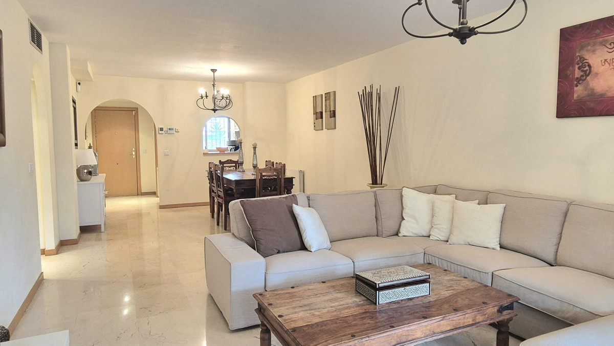 Huis te koop in San Pedro de Alcántara | 2 slaapkamers H5448670