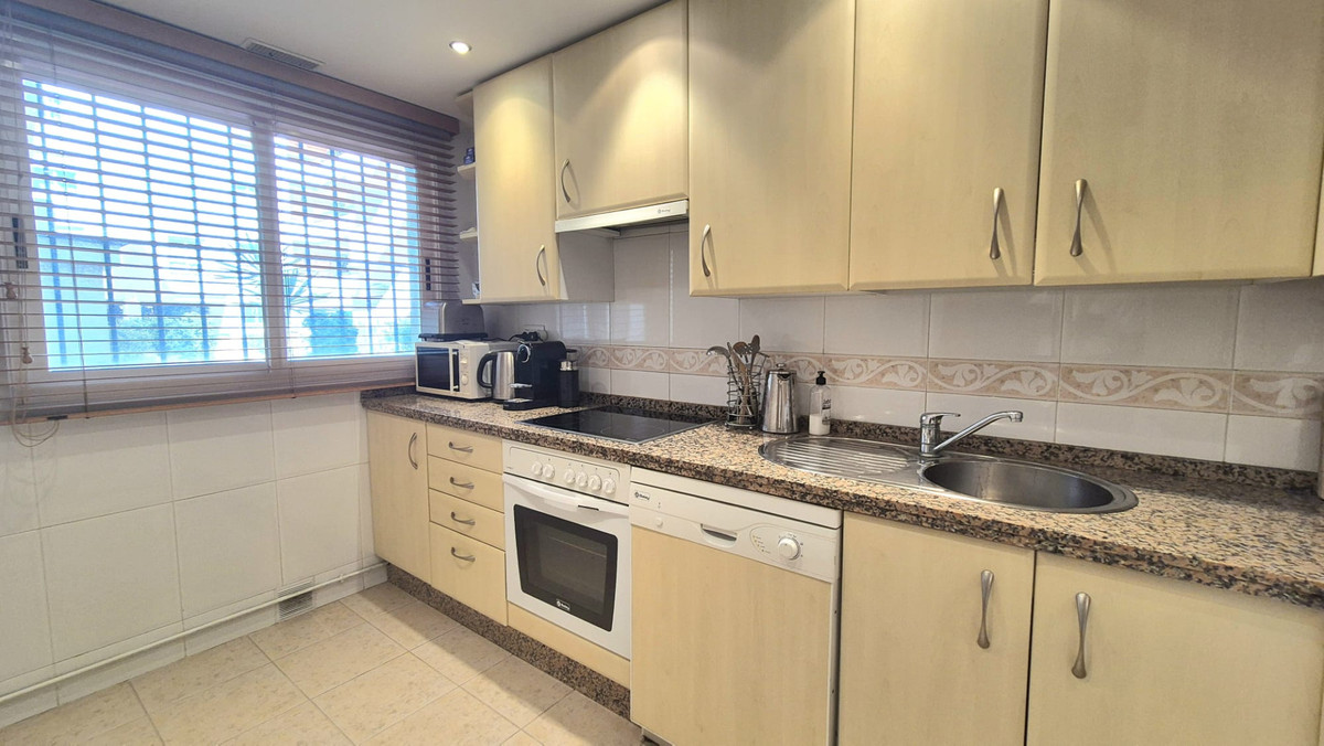 Huis te koop in San Pedro de Alcántara | 2 slaapkamers H5448670
